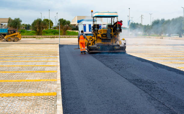Best Local Driveway Pavers  in Flippin, AR